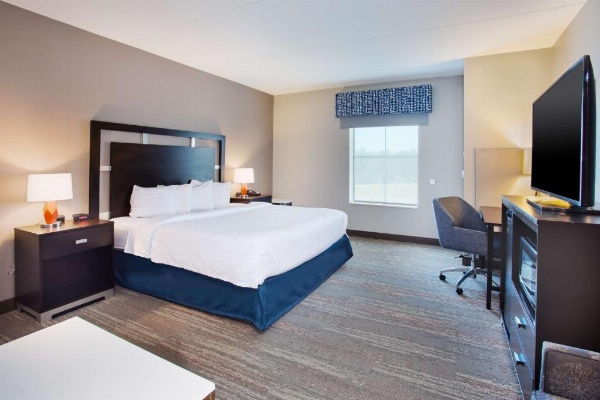 Hampton Inn By Hilton & Suites Columbia/Southeast-Fort Jackson image 11